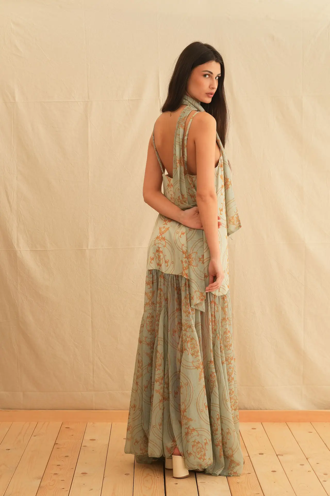 Georgina-trikogia-ss26542
